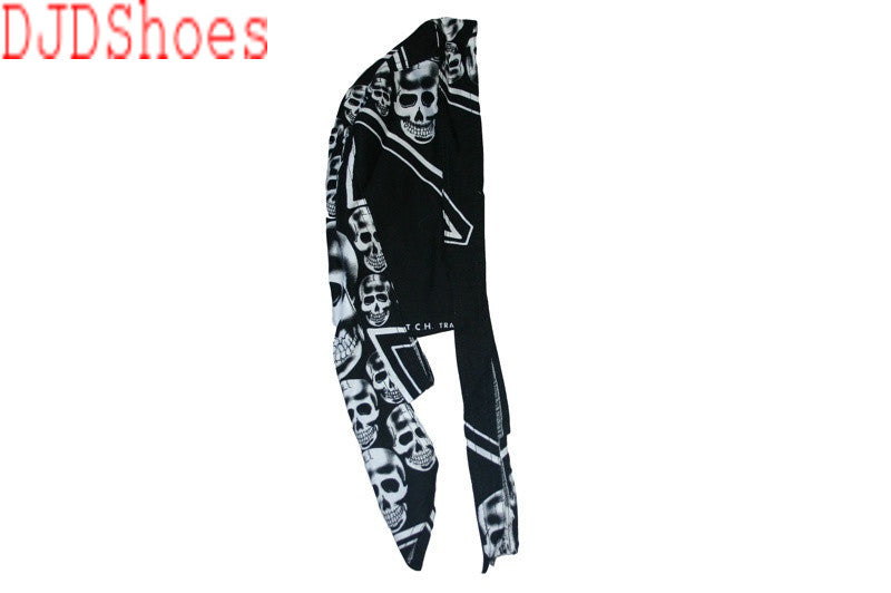 Black Skull and Crossbones Zandana